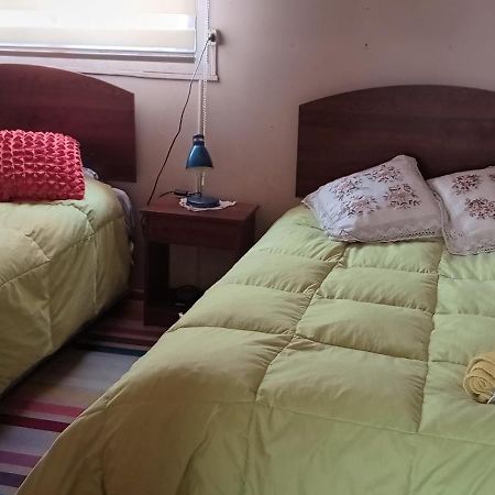 Hospedaje Familiar Esperanza Hotel Coyhaique Eksteriør billede