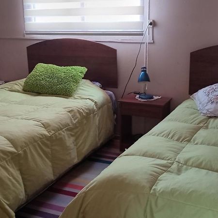 Hospedaje Familiar Esperanza Hotel Coyhaique Eksteriør billede
