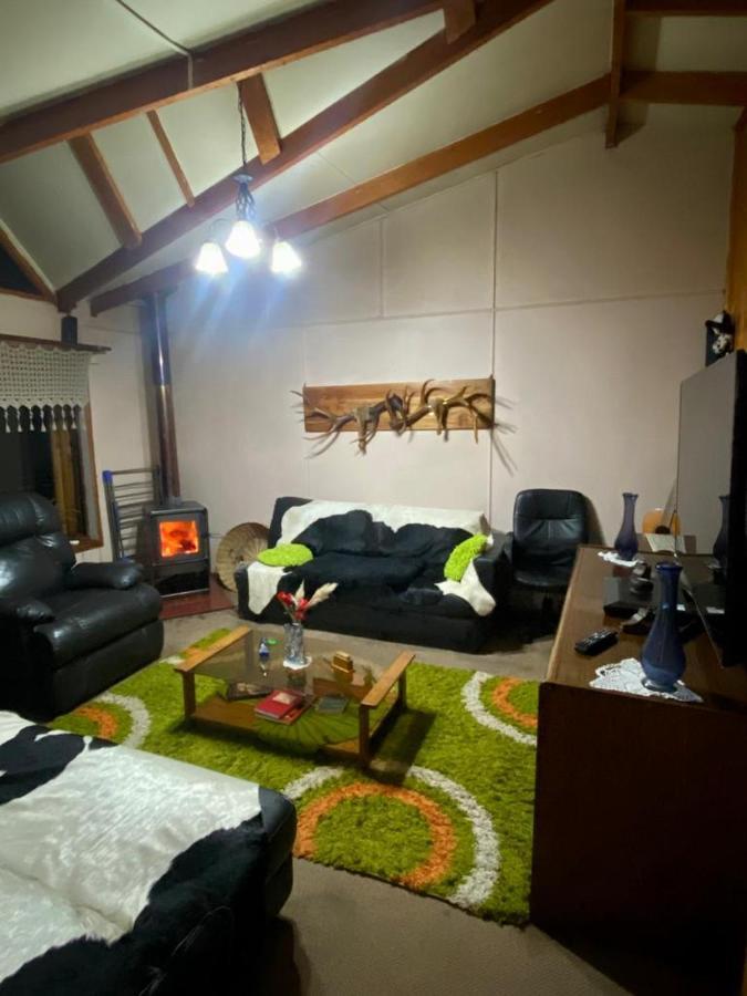 Hospedaje Familiar Esperanza Hotel Coyhaique Eksteriør billede